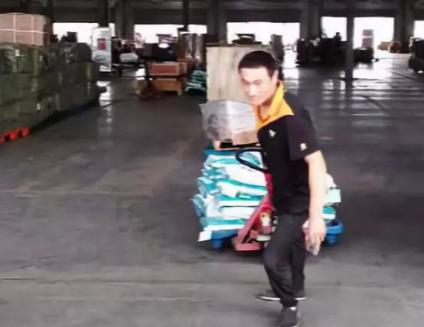 条件差的地面，该怎么使用手动液压秋葵视频在线观看